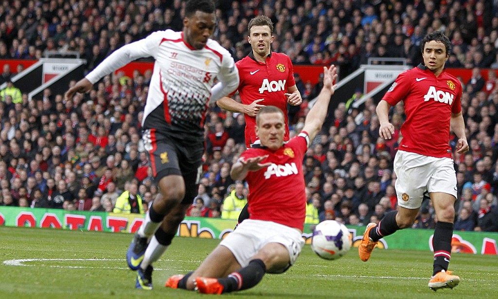 Soccer - Barclays Premier League - Manchester United v Liverpool - Old Trafford