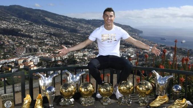 Cristiano Ronaldo Cristiano Ronaldo