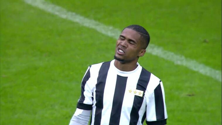 Douglas Costa